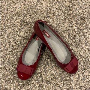 Ecco Flats